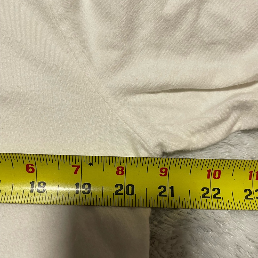 NWOT Unisex Hollister “The Co Stands For Comfort” Couch Graphic Long Sleeve - Picture 8 of 12